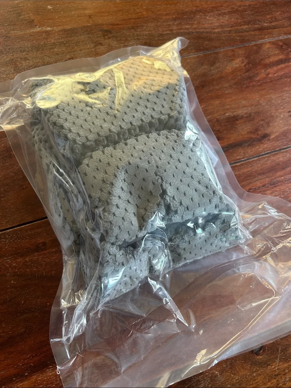 NWT Microwavable Neck Wrap - gray